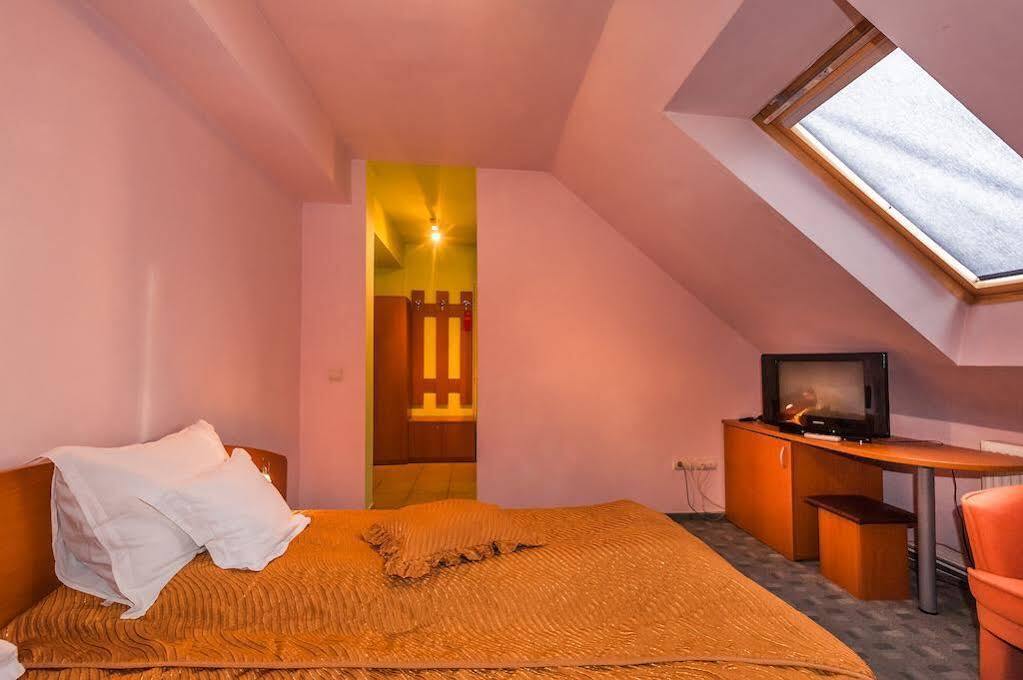 Aparthotel ซิวิโชอารา ภายนอก รูปภาพ